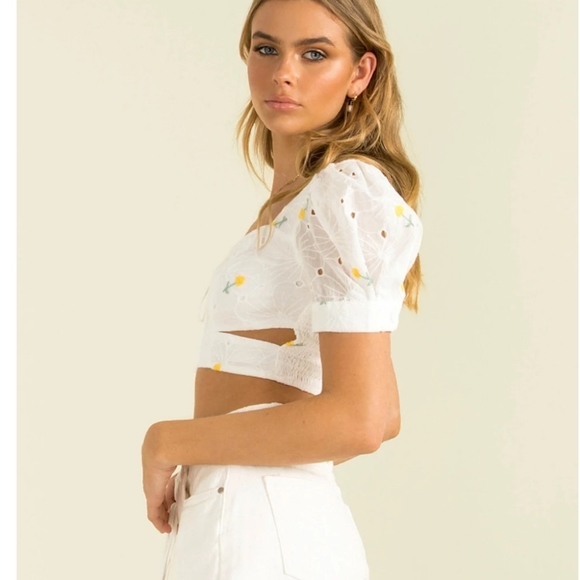 Crop top - Picture 1 of 5